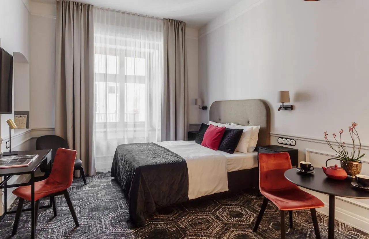 N33 Premium Apartments Old Town Krakow - Destigo Hotels location