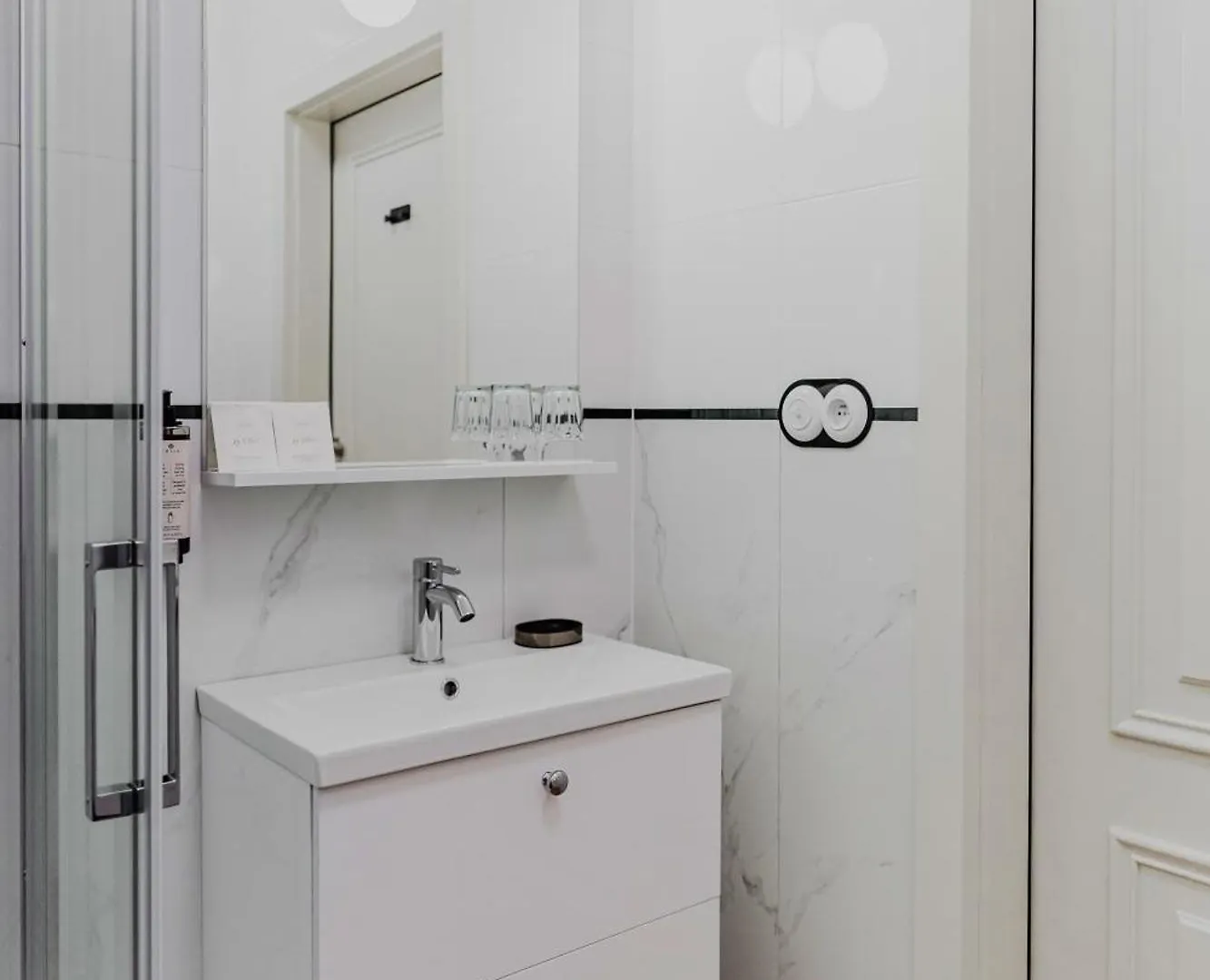 N33 Premium Apartments Old Town Krakow - Destigo Hotels 0*,