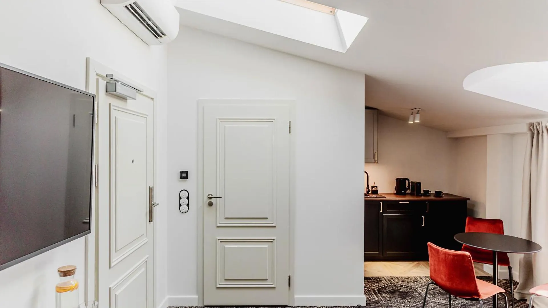 N33 Premium Apartments Old Town Krakow - Destigo Hotels Πολωνία